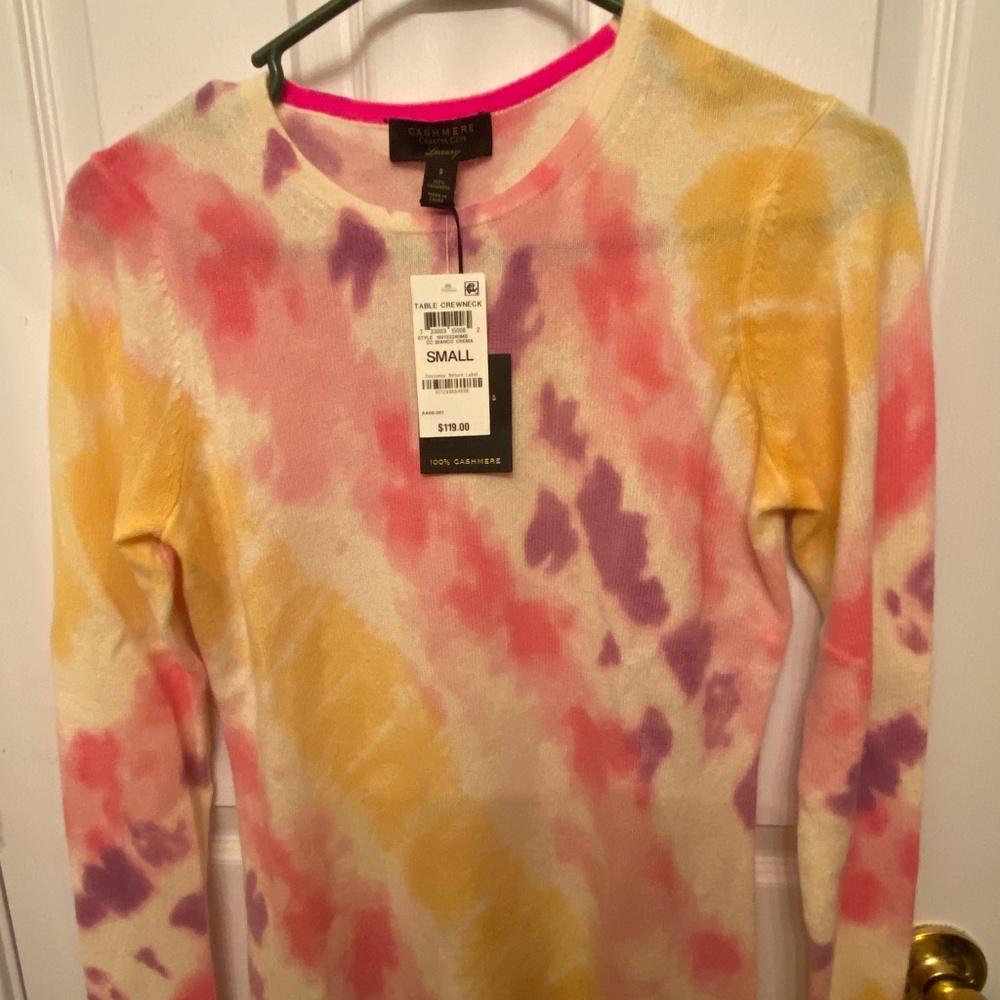NWT Cashmere sweater
